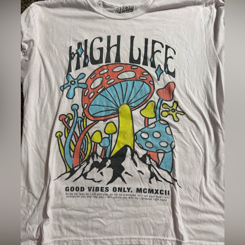 fresh laundry tee
